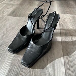 FREE W/ PURCHASE ✨ALDO Black Vintage Women's Sling Back Heels